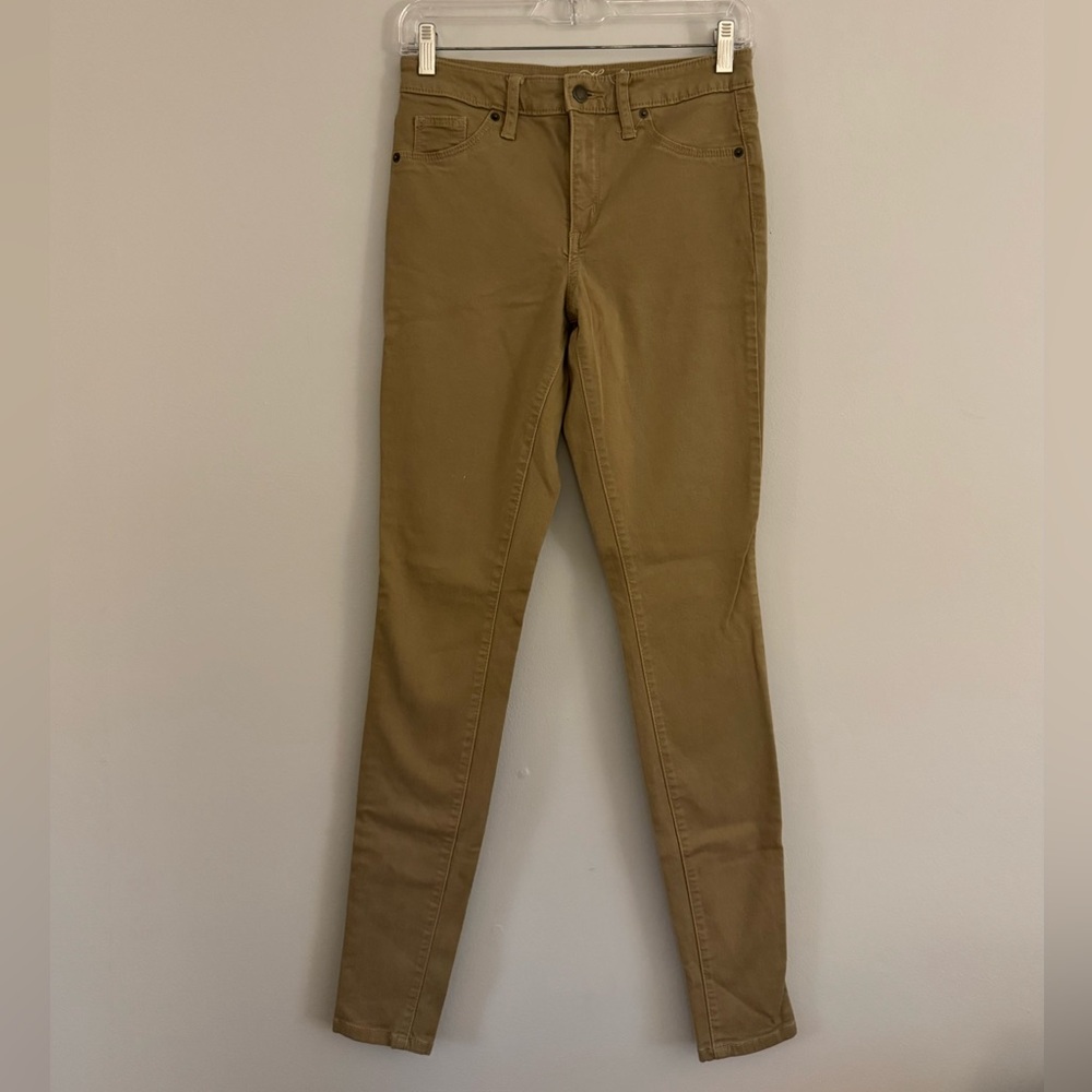 Universal Thread Tan Skinny Jeans 2/26L
